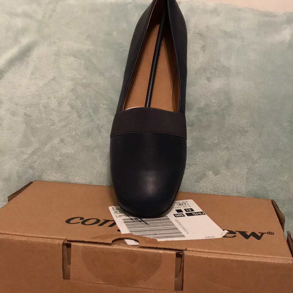NWT COMFORTVIEW FLATS BRAND NEW!!!